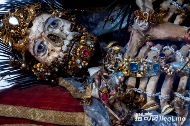 ʵ�ģ������̼����ݻ��ġ��Źǡ�(1)