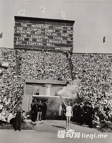 1948���׶ذ��˻�����Ƭ���ڶ��������ս����׽��˶���(1)