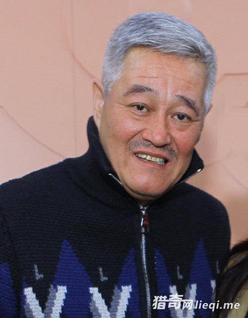 ʱ��һ���Ա�ɽͻ��΢������ʾ���ط�������Ϊ�ε�������ɾ΢��