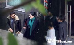 ����ĸŮ����ͬ��¶Ц����������͵������!