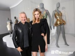 ���ģ�ع�˾���ر�ֻǩԼ���Ժ����Ůģ��