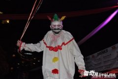 ����С��ɱ���¼��ı������࣬��Ȼ��Դһ��ѧ��֮��